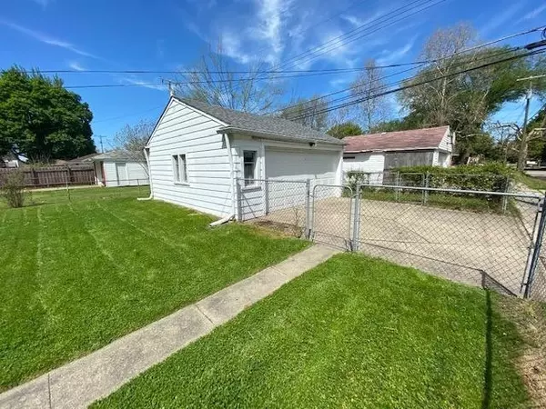 Dearborn Heights, MI 48125,4717 McKinley Street
