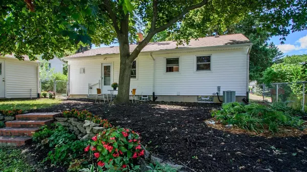 Ann Arbor, MI 48103,1327 Kay Parkway