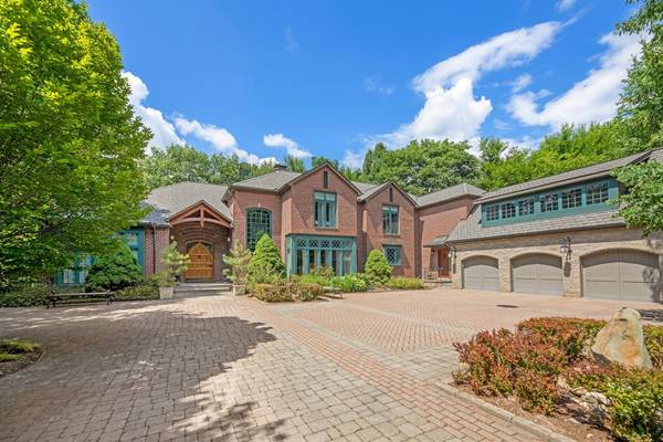 264 Barton Shore Drive, Ann Arbor, MI 48105