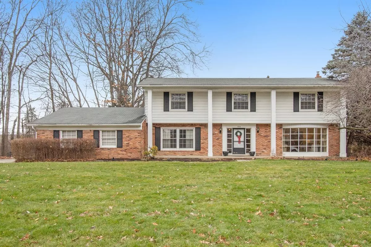 West Bloomfield, MI 48323,4210 Hardwoods Drive