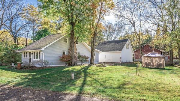 13957 Aberdeen Lane, Gregory, MI 48137