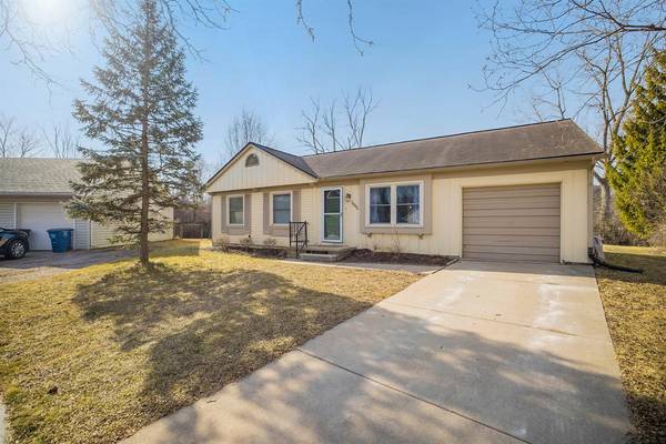 2095 Stratton Court, Ann Arbor, MI 48108