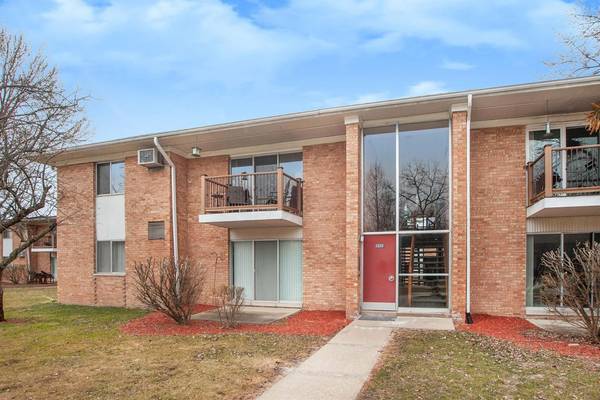 1217 Island Drive #203, Ann Arbor, MI 48105