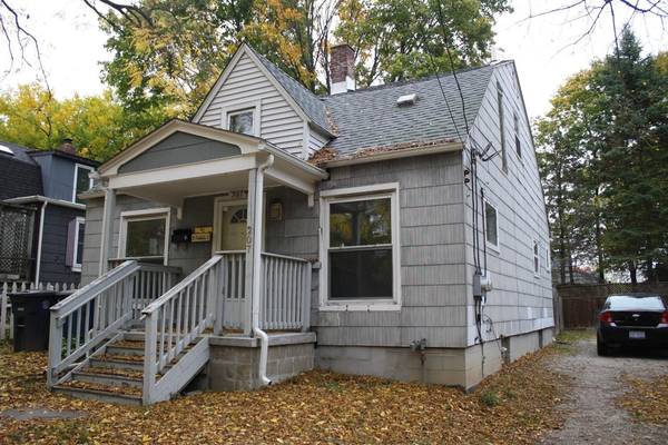 207 S Seventh Street, Ann Arbor, MI 48103