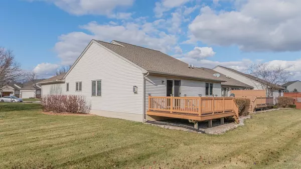 Saline, MI 48176,434 Cottonwood Lane