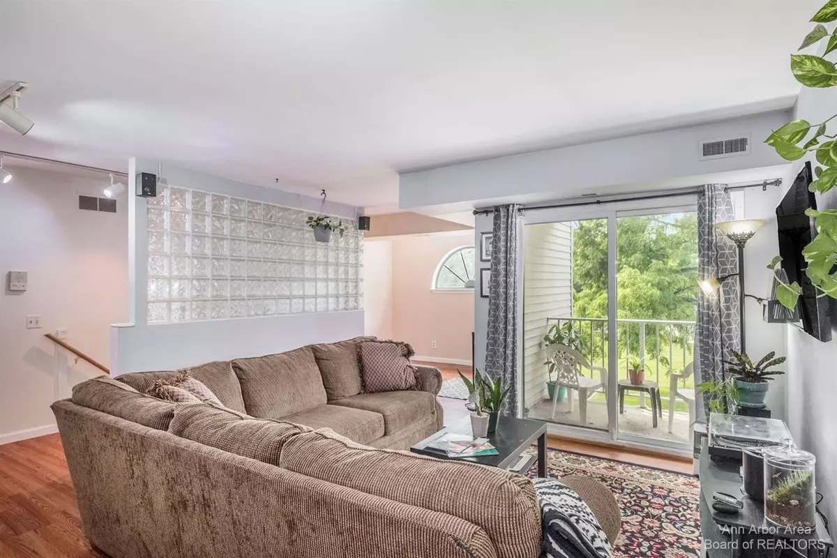 Ypsilanti, MI 48197,711 Clubhouse Drive