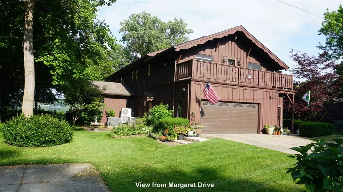 Pinckney, MI 48169,10040 Margaret Drive