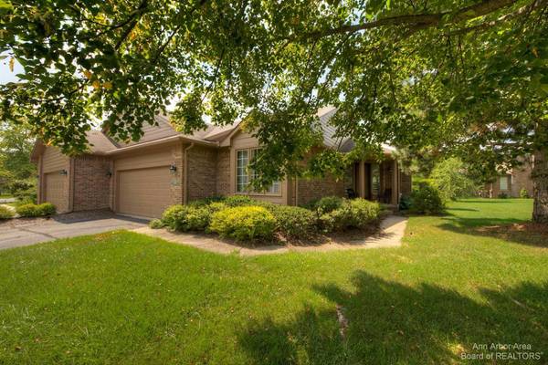 4707 Bayberry Circle, Ann Arbor, MI 48105