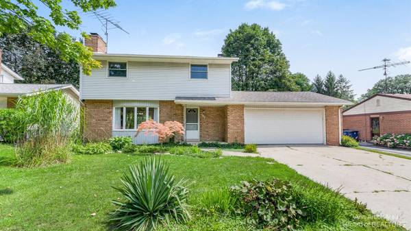 560 Archwood Drive, Ann Arbor, MI 48103