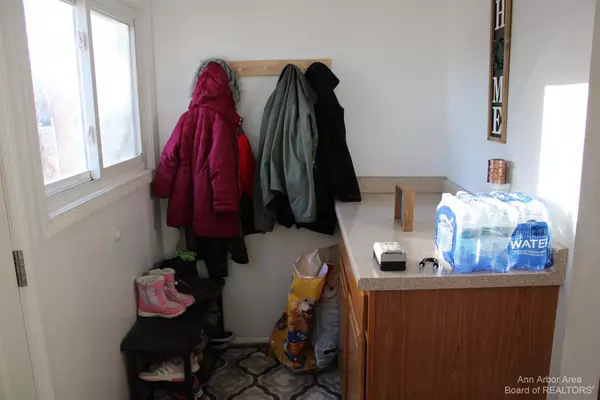 Dundee, MI 48131,171 W Monroe Street