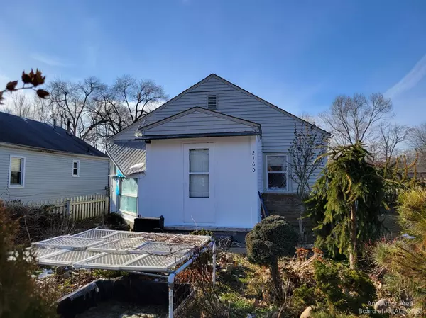 2160 Moeller Avenue,  Ypsilanti,  MI 48198