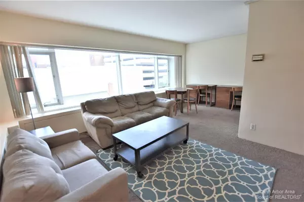 555 E William Street #3D, Ann Arbor, MI 48104