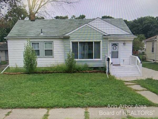 31304 Barton, Garden City, MI 48135