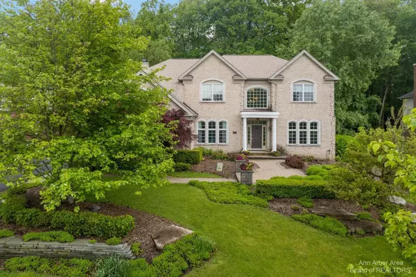 Ann Arbor, MI 48103,2663 Timber Hill Drive