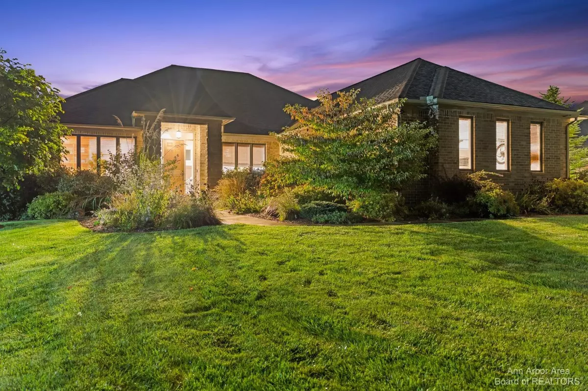 Ann Arbor, MI 48103,6530 Heron Court