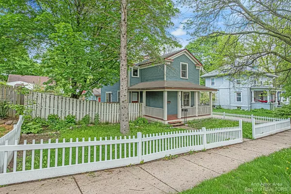 452 S 7th Street, Ann Arbor, MI 48103