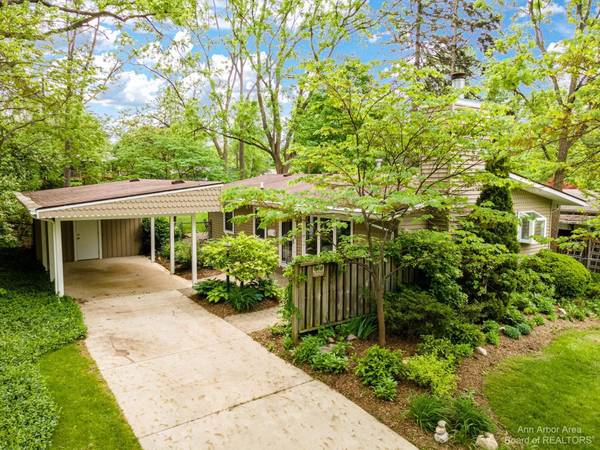 1228 Morningside Drive, Ann Arbor, MI 48103