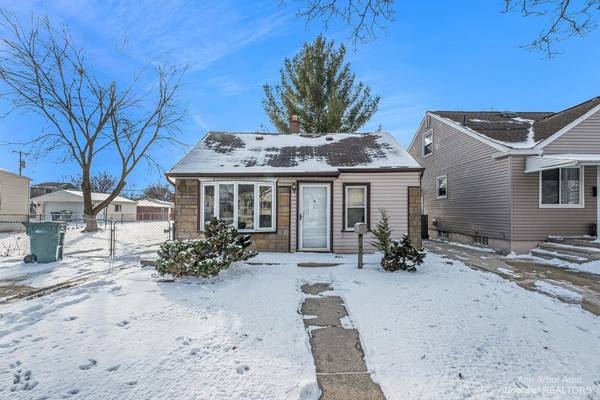 1865 Warwick Avenue, Lincoln Park, MI 48146