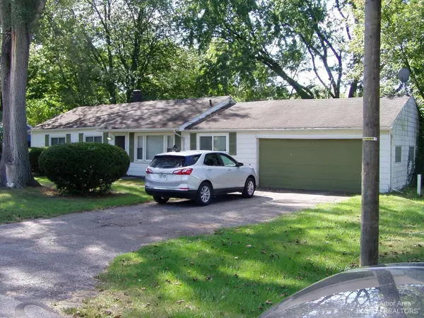 2577 Hearthside Drive, Ypsilanti, MI 48198