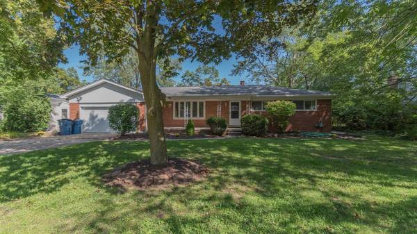 2727 Oakdale Drive, Ann Arbor, MI 48108