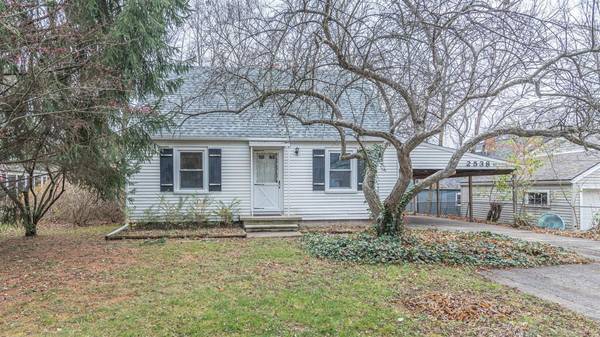 2538 Parkwood Avenue, Ann Arbor, MI 48104