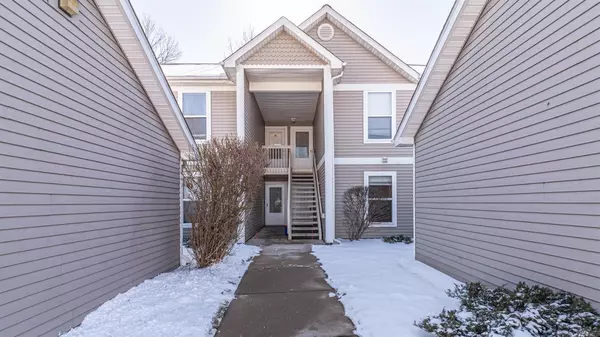 1361 Heatherwood, Ann Arbor, MI 48108