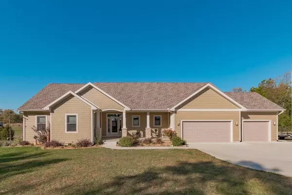 12424 Bohne Rd, Grass Lake, MI 49240