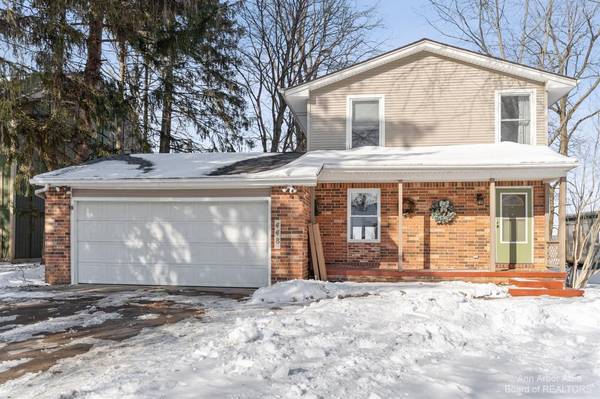 Milan, MI 48160,448 Greentree Lane