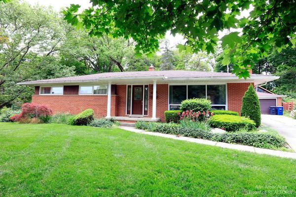 1942 Peppermill Way, Ann Arbor, MI 48103