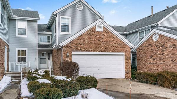 4471 Hillside Court, Ann Arbor, MI 48105