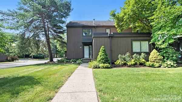 12 Haverhill Court, Ann Arbor, MI 48105