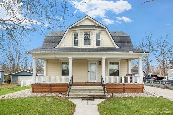 42 E Elm Street, Petersburg, MI 49270