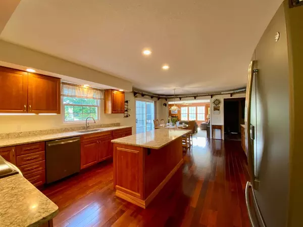 Saline, MI 48176,9325 Yorkshire Drive