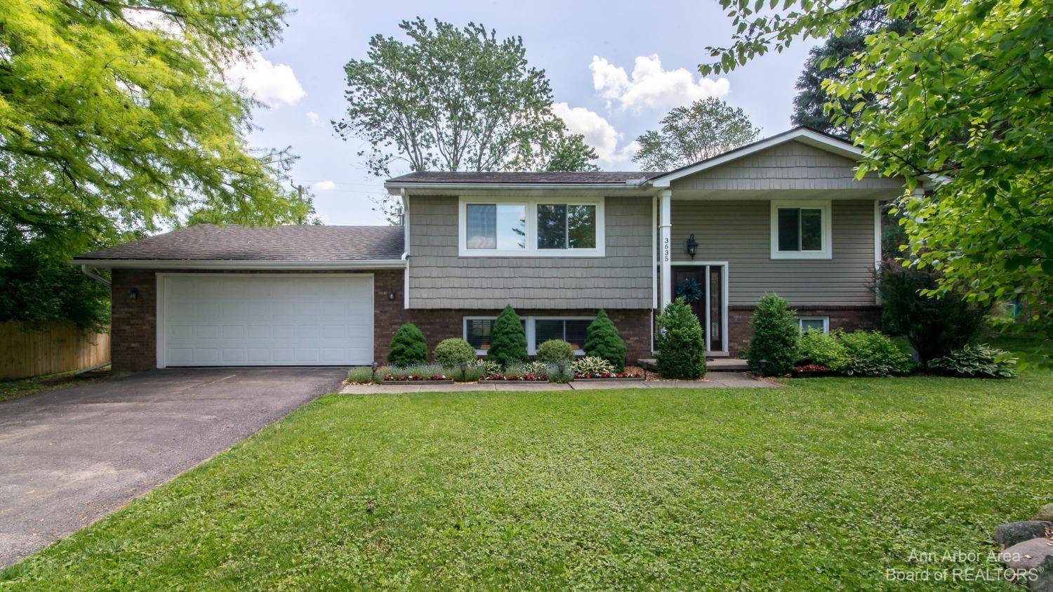 3635 Maple Drive, Ypsilanti, MI 48197