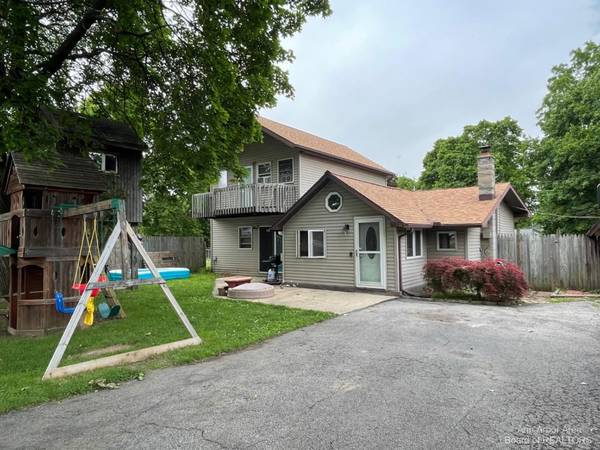 601 W Cummins Street, Tecumseh, MI 49286