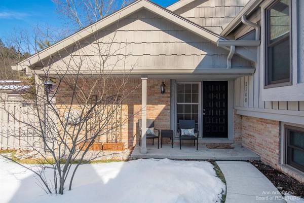 Ann Arbor, MI 48103,2246 Pine Grove Court