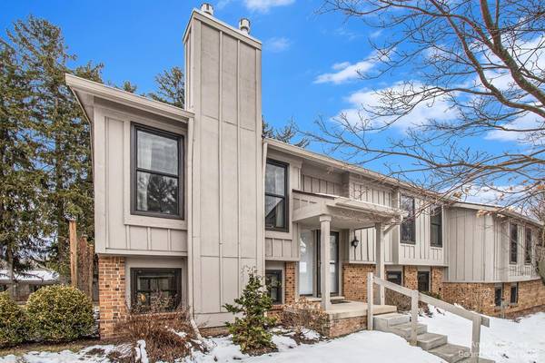 2122 Spruceway Lane, Ann Arbor, MI 48103