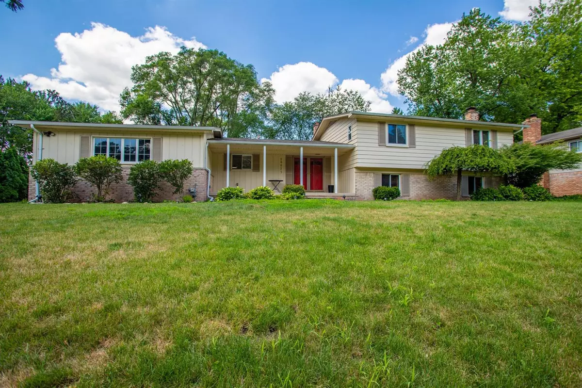 Farmington Hills, MI 48331,29971 Beacontree Street