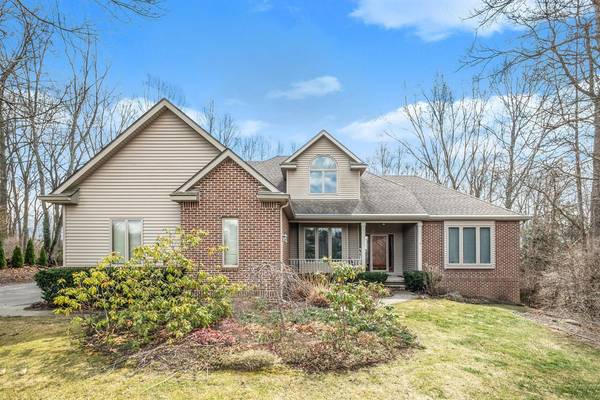 7688 S Kilkenny Drive, Brighton, MI 48116