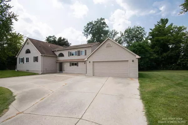 6741 Barabeau Drive,  Troy,  MI 48085