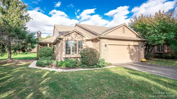 4732 Bayberry Circle, Ann Arbor, MI 48105