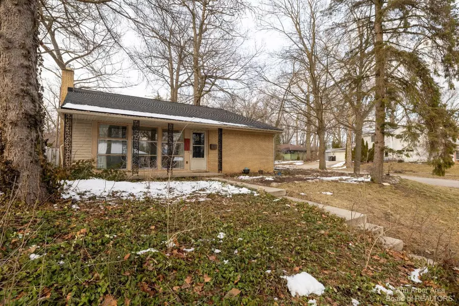 2406 Walter Drive, Ann Arbor, MI 48103