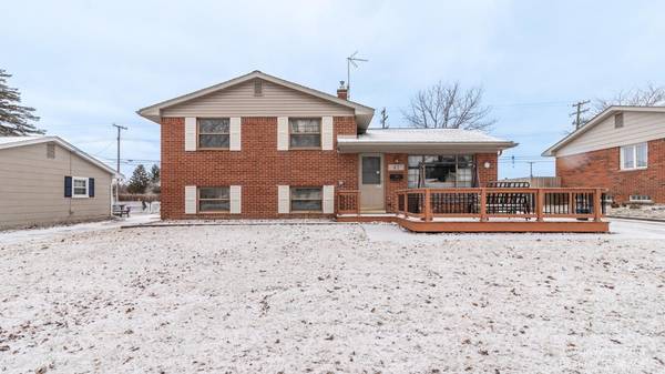 47 Tower Drive, Saline, MI 48176