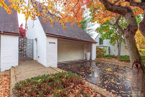 1058 Scott Place, Ann Arbor, MI 48105