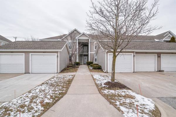 1410 Fox Pointe, Ann Arbor, MI 48108