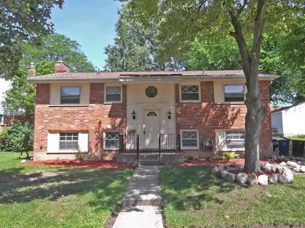 2725 Brandywine Drive, Ann Arbor, MI 48104