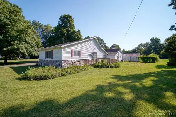 Maybee, MI 48159,9912 Dundee-Azalia