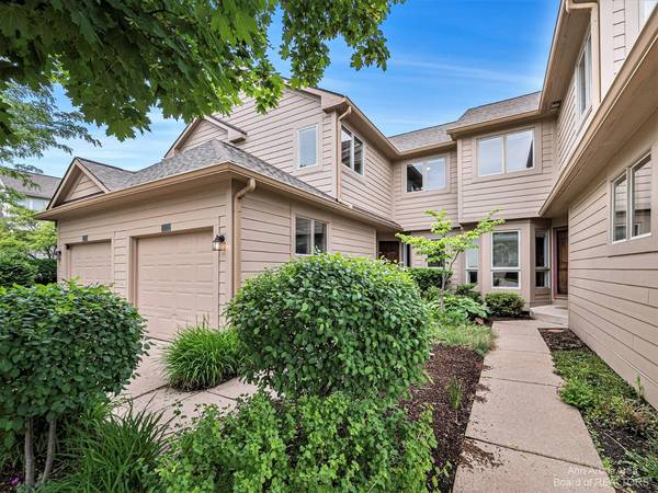 2024 Bancroft Drive, Ann Arbor, MI 48108