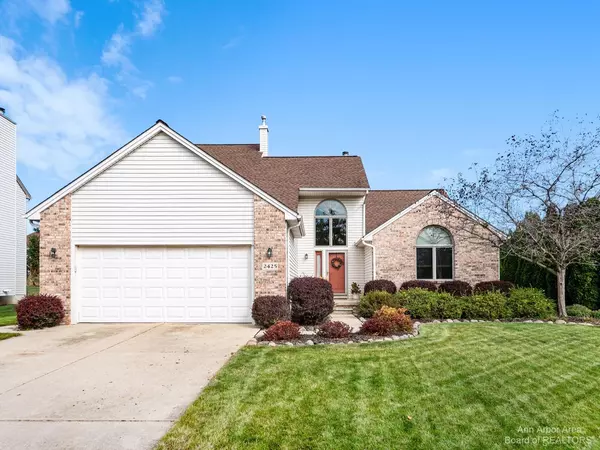 Saline, MI 48176,2425 Chestnut Crescent