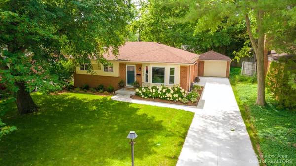 1059 Hasper Drive, Ann Arbor, MI 48103